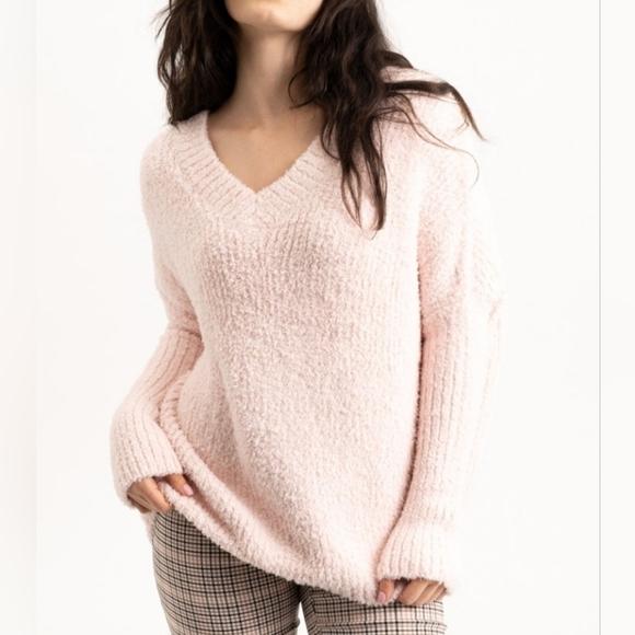 Renuar Sweaters - Renuar Dolman Sleeve Pink Fuzzy Sweater - New With Tags